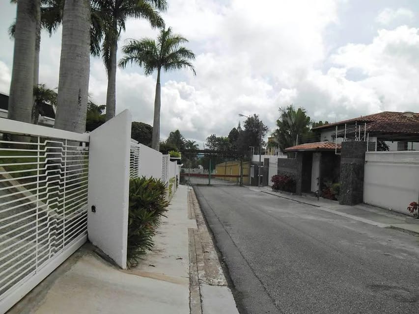 Casa (Multipes Niveles) en Venta en La Lagunita Country Club, Distrito Metropolitano - 8