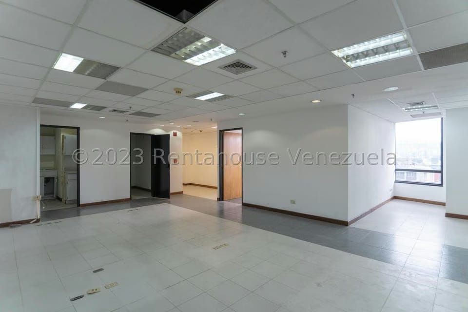 Comercial (Oficina) en Venta en Campo Alegre, Distrito Metropolitano - 5