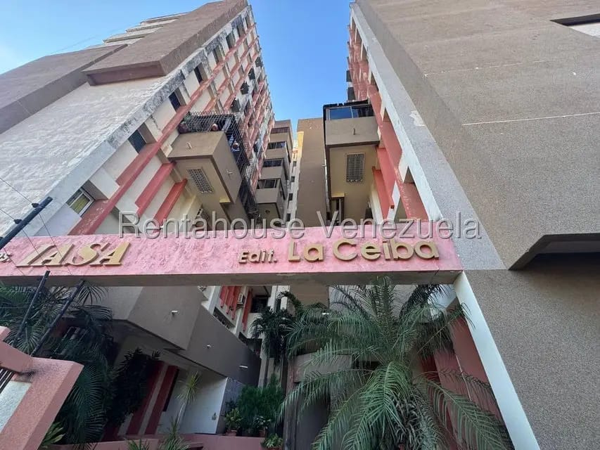 Apartamento (1 Nivel) en Venta en Intercomunal, Zulia