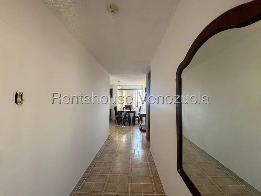 Apartamento (1 Nivel) en Venta en Intercomunal, Zulia - 2