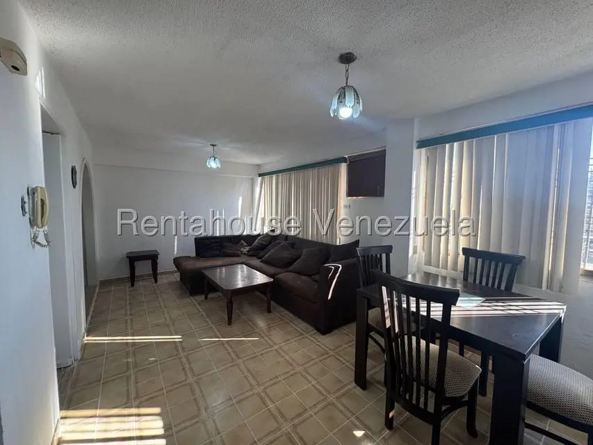 Apartamento (1 Nivel) en Venta en Intercomunal, Zulia - 3