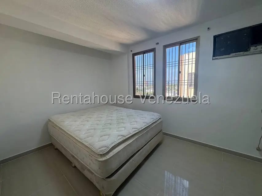 Apartamento (1 Nivel) en Venta en Intercomunal, Zulia - 8