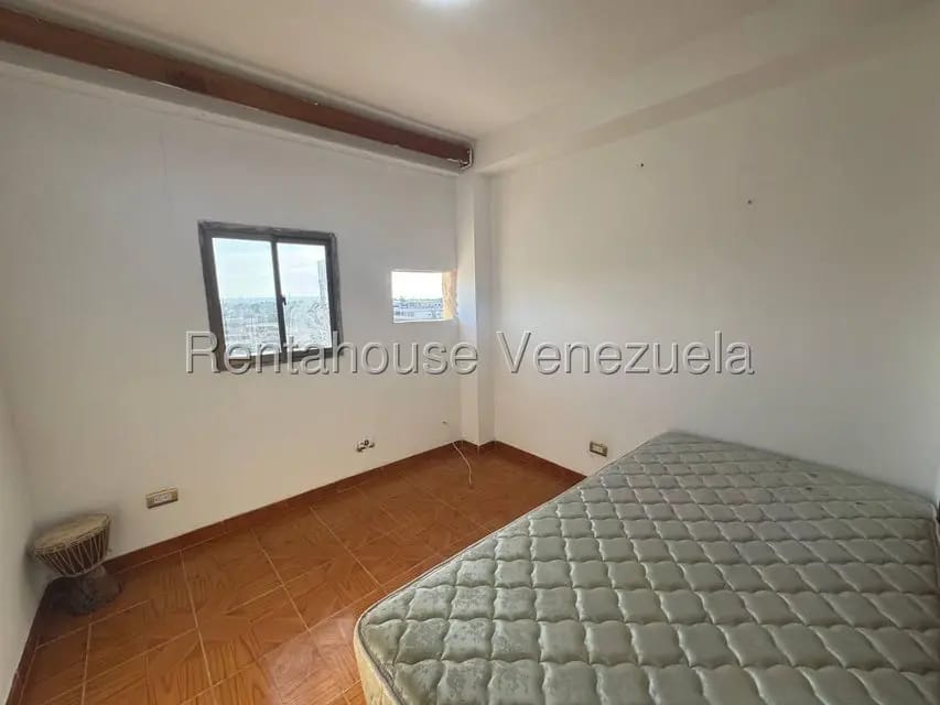 Apartamento (1 Nivel) en Venta en Intercomunal, Zulia - 10
