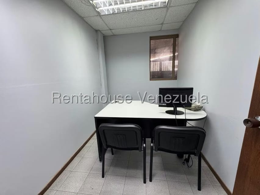 Comercial (Oficina) en Alquiler en La California Sur, Distrito Metropolitano - 7