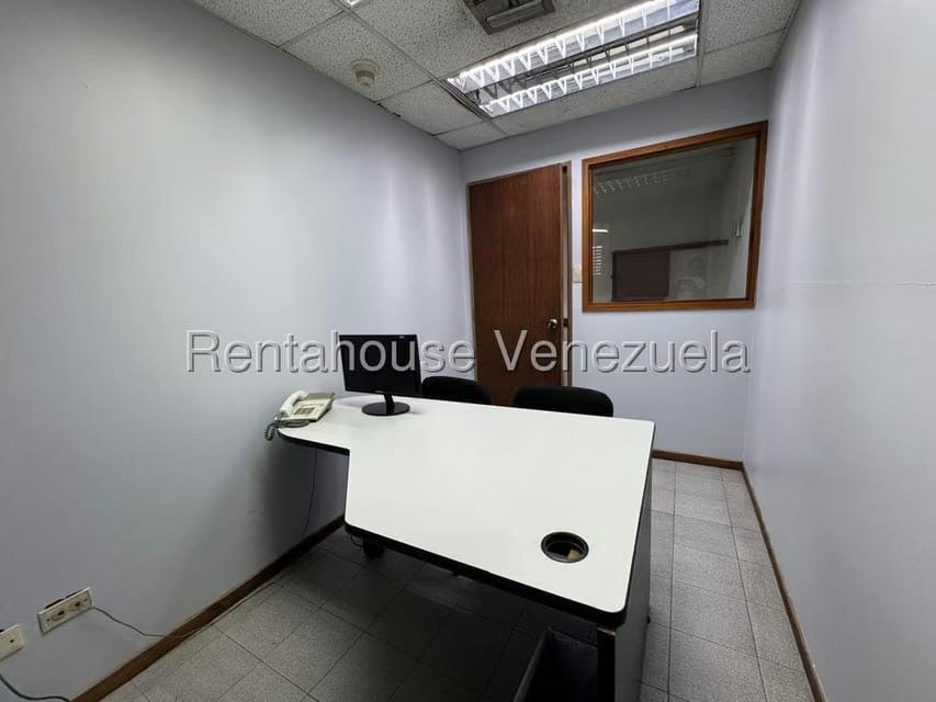 Comercial (Oficina) en Alquiler en La California Sur, Distrito Metropolitano - 8