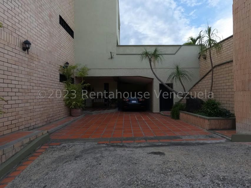 Apartamento (Duplex) en Venta en El Pedregal, Lara - 2