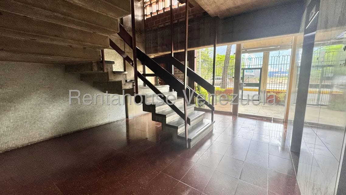 Apartamento (1 Nivel) en Venta en Chuao, Distrito Metropolitano - 2