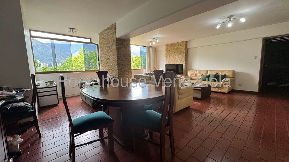 Apartamento (1 Nivel) en Venta en Chuao, Distrito Metropolitano - 4