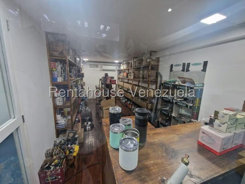 Comercial (Local Comercial) en Venta en Quinta Crespo, Distrito Metropolitano - 18