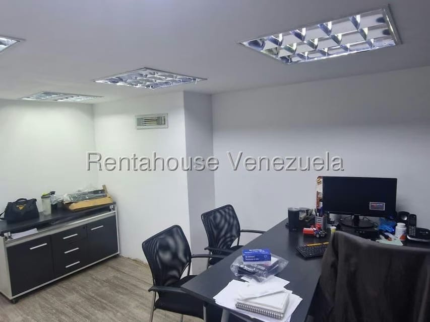 Comercial (Local Comercial) en Venta en Quinta Crespo, Distrito Metropolitano - 19