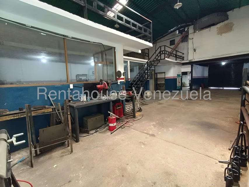 Comercial (Galpon - Deposito) en Venta en Santa Ana, Aragua - 32