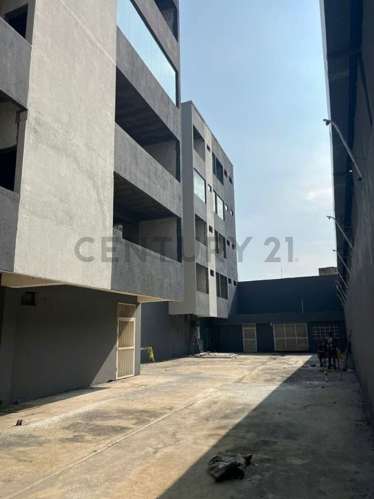 Centro Comercial Georgo en venta en en centro de Cumaná - 2