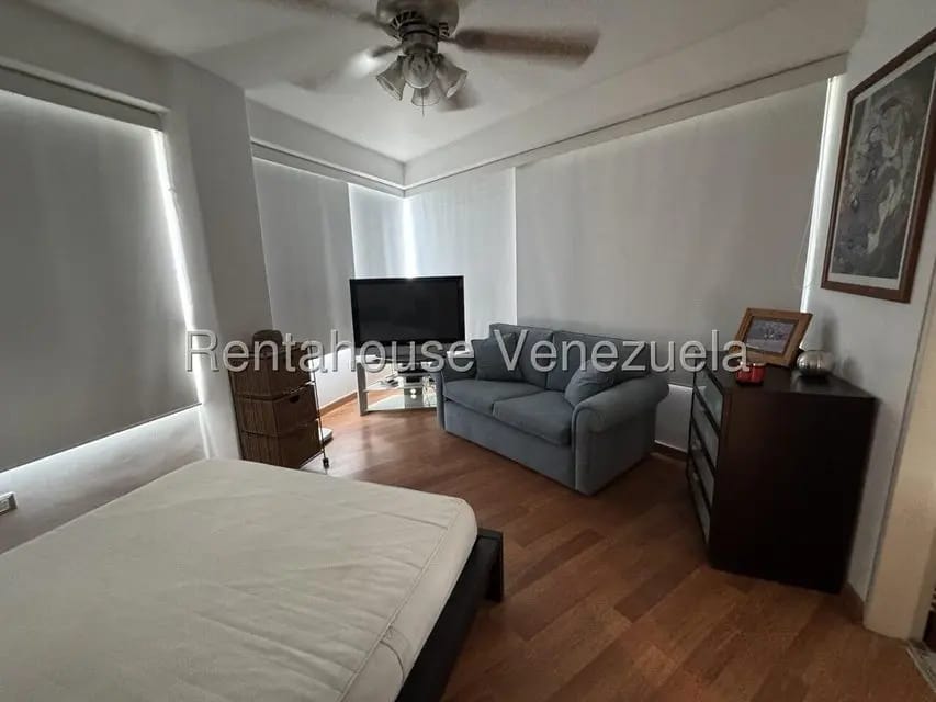 Apartamento (1 Nivel) en Venta en Camuri Chico, Vargas - 16