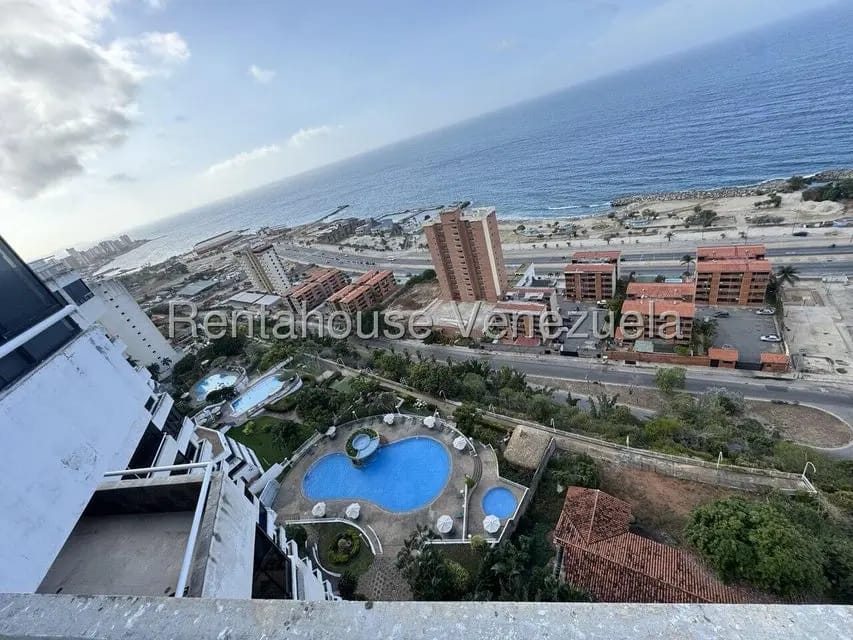 Apartamento (1 Nivel) en Venta en Camuri Chico, Vargas - 32