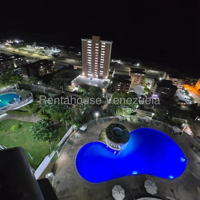 Apartamento (1 Nivel) en Venta en Camuri Chico, Vargas - 34