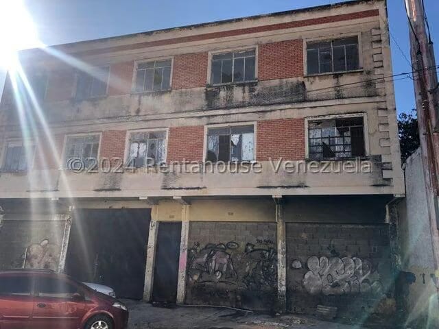 Comercial (Local Comercial) en Alquiler en La Candelaria, Carabobo - 39