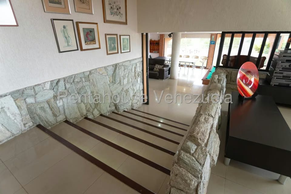 Casa (Multipes Niveles) en Venta en Club de Campo, Miranda - 25