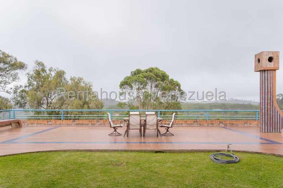 Casa (Multipes Niveles) en Venta en Club de Campo, Miranda - 32
