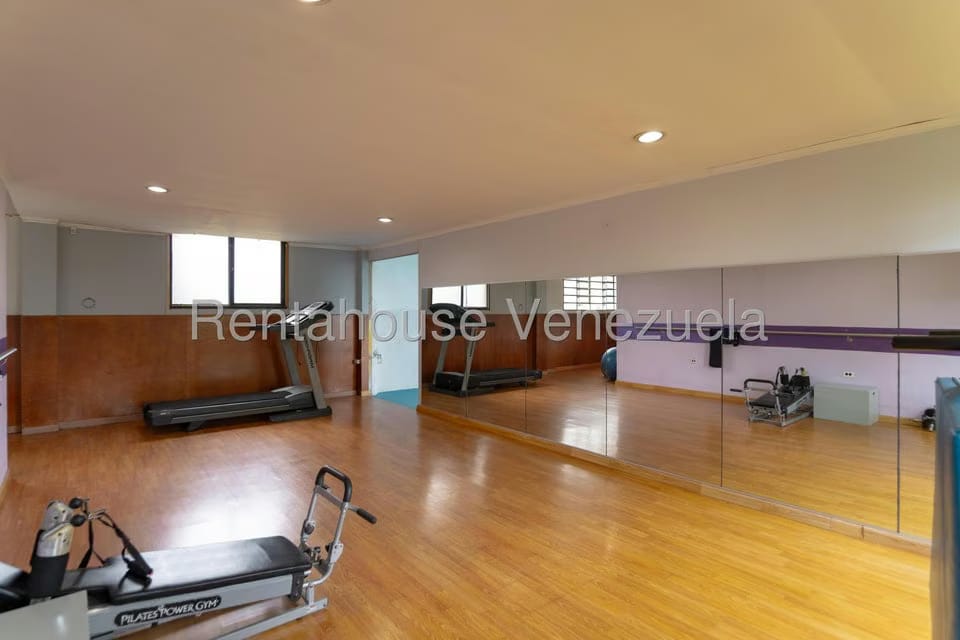 Casa (Multipes Niveles) en Venta en Club de Campo, Miranda - 71
