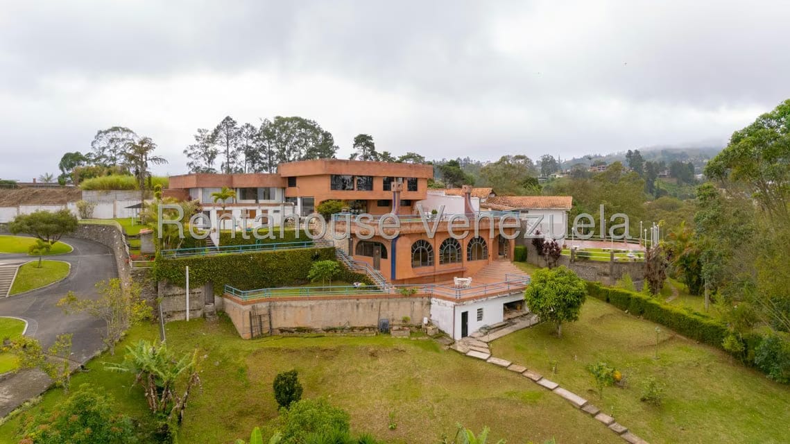 Casa (Multipes Niveles) en Venta en Club de Campo, Miranda - 76