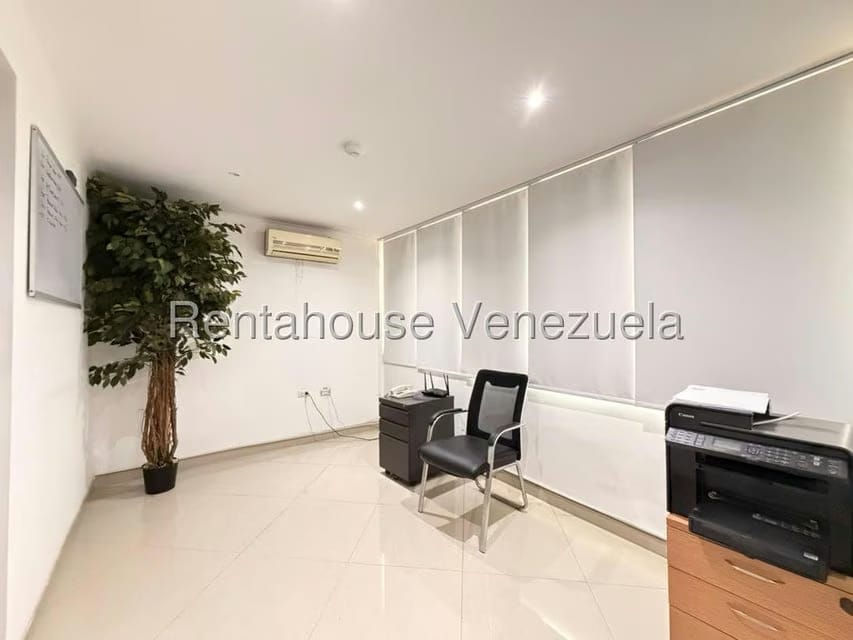Comercial (Oficina) en Alquiler en Los Caobos, Distrito Metropolitano - 8