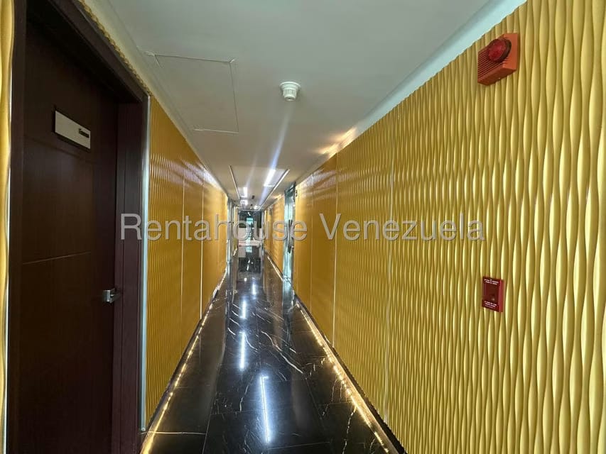 Comercial (Oficina) en Alquiler en Las Mercedes, Distrito Metropolitano - 4