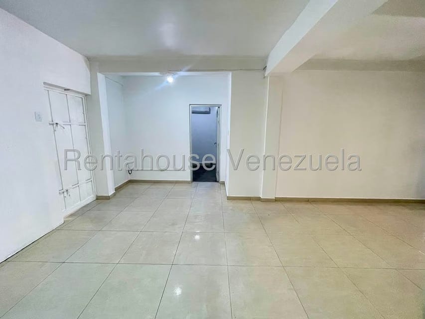 Comercial (Local Comercial) en Alquiler en Nueva Segovia, Lara - 13