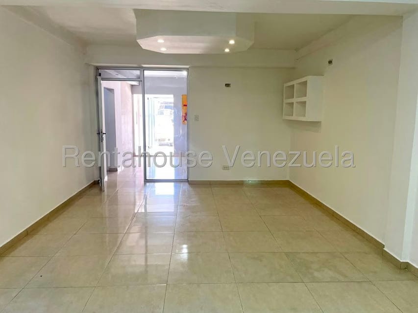 Comercial (Local Comercial) en Alquiler en Nueva Segovia, Lara - 6