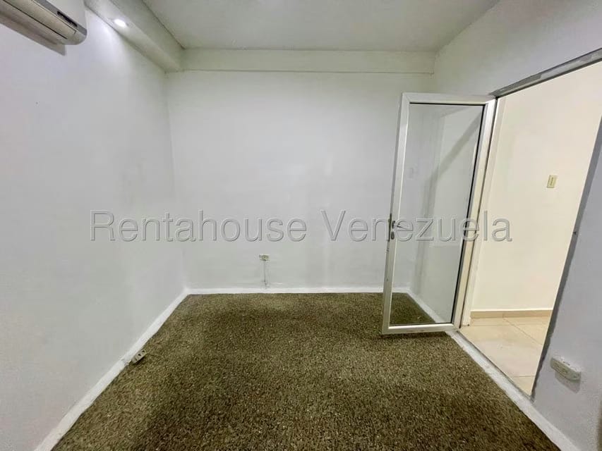 Comercial (Local Comercial) en Alquiler en Nueva Segovia, Lara - 10