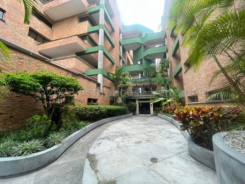 Apartamento (Duplex) en Venta en La Union, Distrito Metropolitano - 2