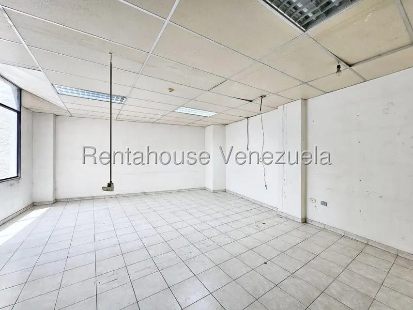 Comercial (Local Comercial) en Venta en Guarenas, Miranda - 11