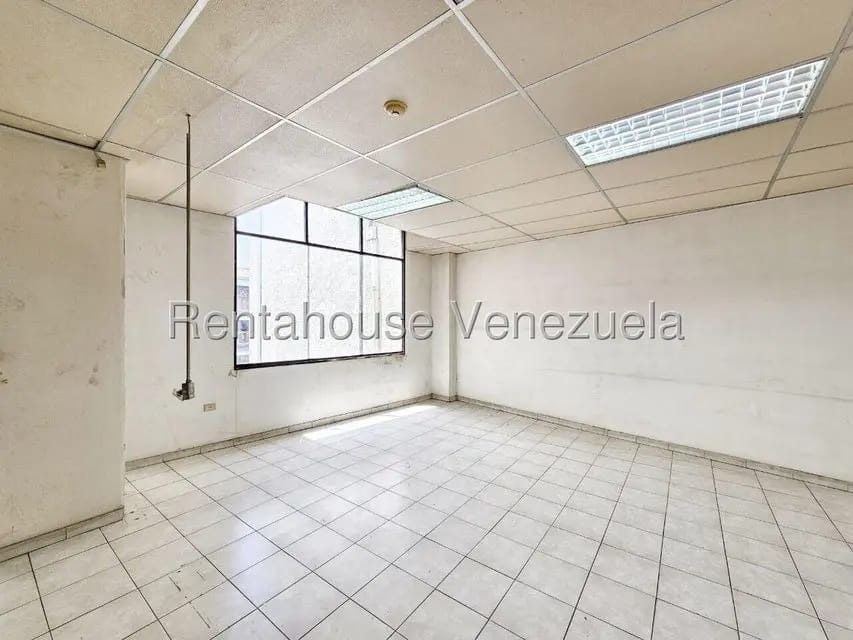 Comercial (Local Comercial) en Venta en Guarenas, Miranda - 13