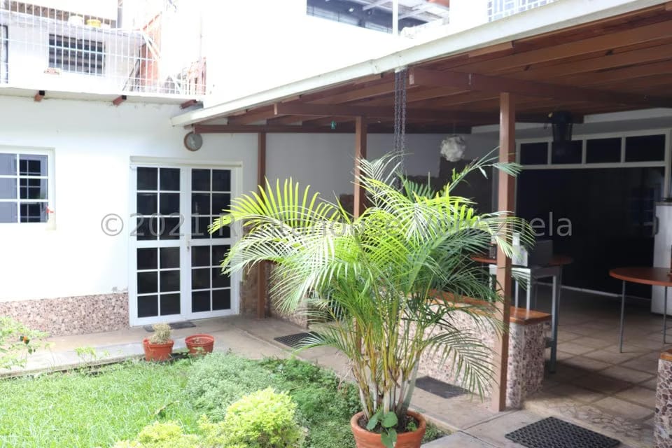 Casa (1 Nivel) en Venta en Los Dos Caminos, Distrito Metropolitano - 18