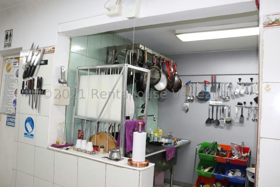 Casa (1 Nivel) en Venta en Los Dos Caminos, Distrito Metropolitano - 3