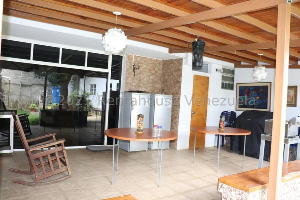 Casa (1 Nivel) en Venta en Los Dos Caminos, Distrito Metropolitano - 24