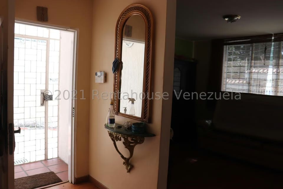 Casa (1 Nivel) en Venta en Los Dos Caminos, Distrito Metropolitano - 32