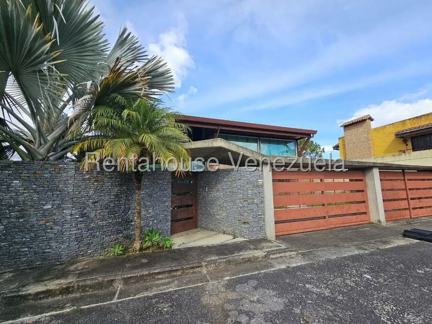 Casa (1 Nivel) en Venta en Alto Hatillo, Distrito Metropolitano - 2