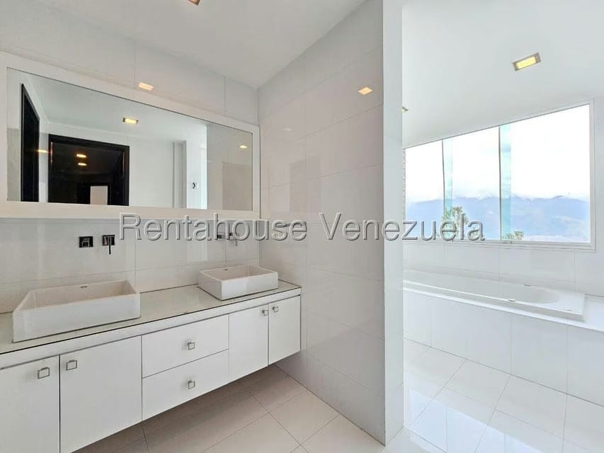 Casa (1 Nivel) en Venta en Alto Hatillo, Distrito Metropolitano - 48