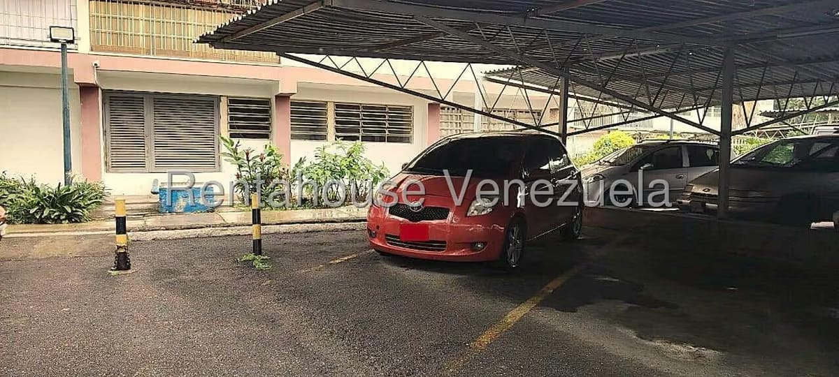 Apartamento (1 Nivel) en Venta en Montalban I, Distrito Metropolitano - 18