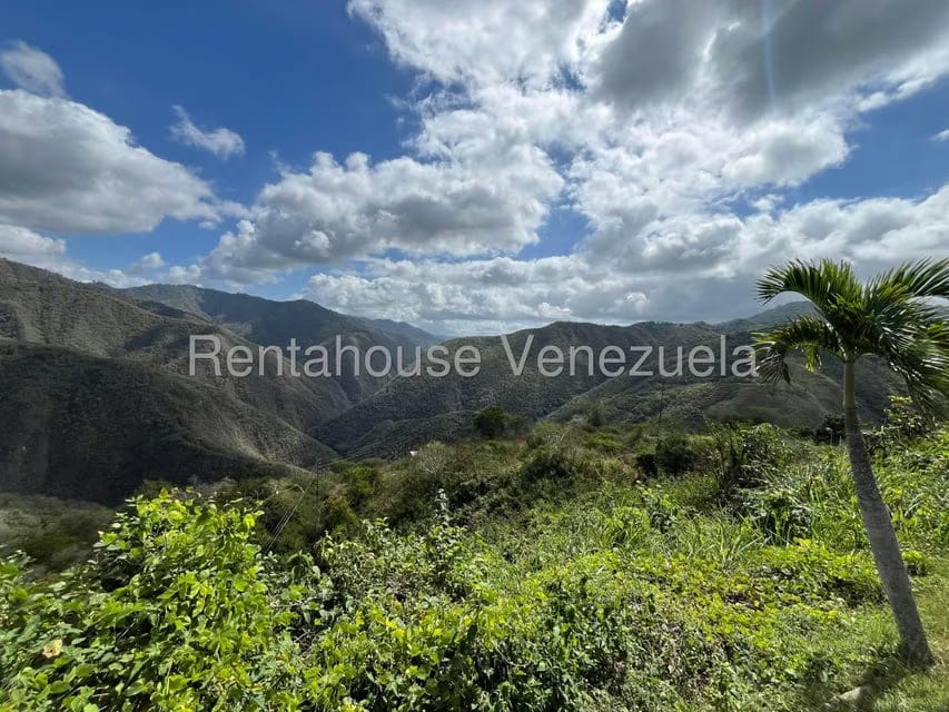 Terreno (Comercial) en Venta en El Hatillo, Distrito Metropolitano