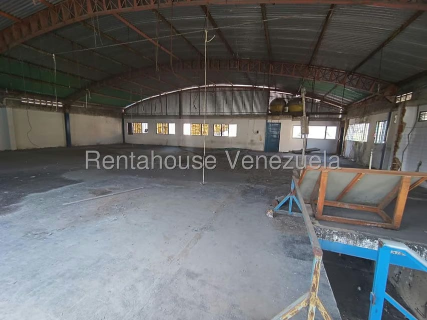 Comercial (Galpon - Deposito) en Venta en Boleita Sur, Distrito Metropolitano - 24
