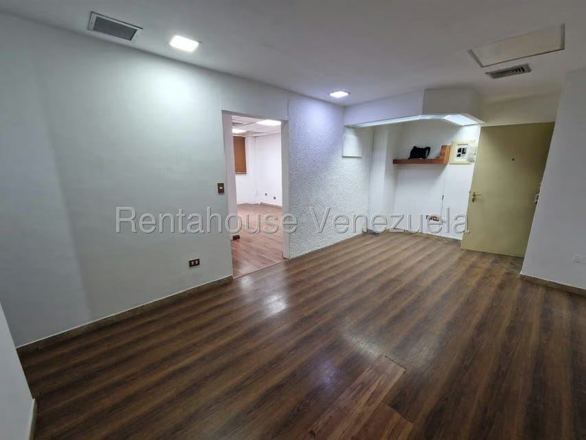 Comercial (Oficina) en Venta en Parroquia La Candelaria, Distrito Metropolitano - 3