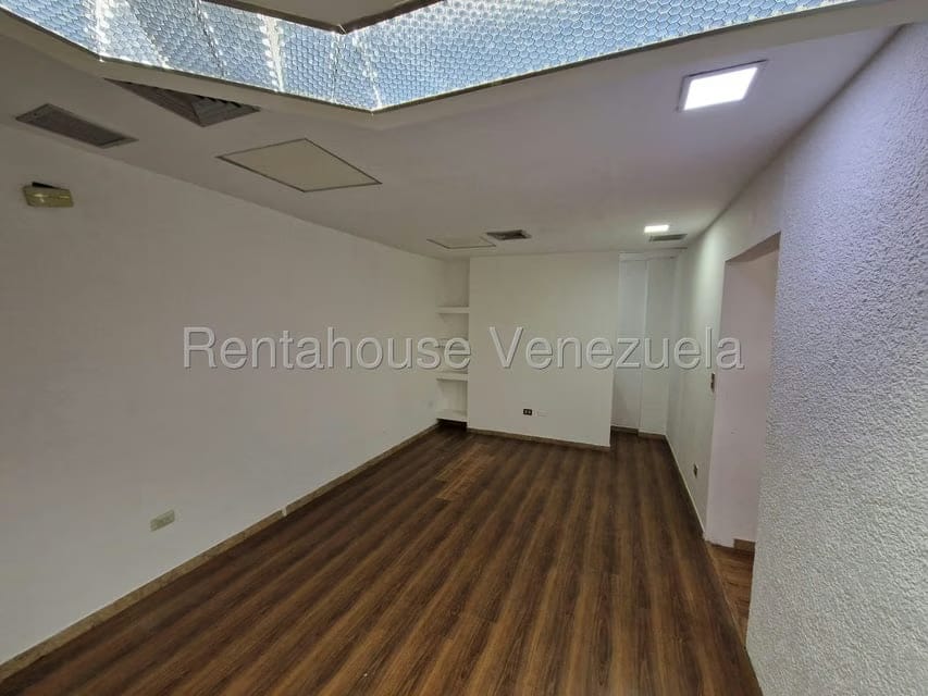 Comercial (Oficina) en Venta en Parroquia La Candelaria, Distrito Metropolitano - 5