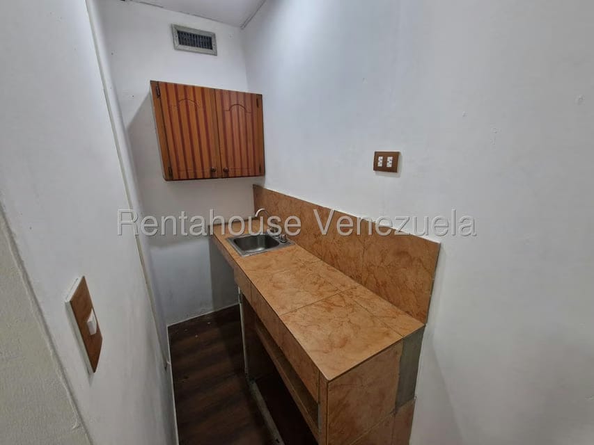Comercial (Oficina) en Venta en Parroquia La Candelaria, Distrito Metropolitano - 9