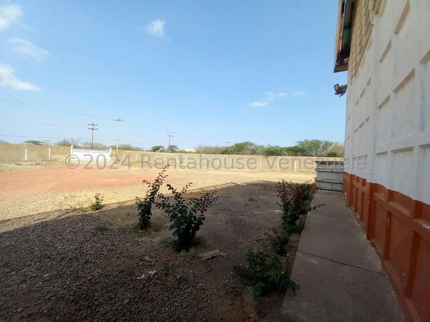 Comercial (Galpon - Deposito) en Venta en Intercomunal Coro La Vela, Falcon - 5