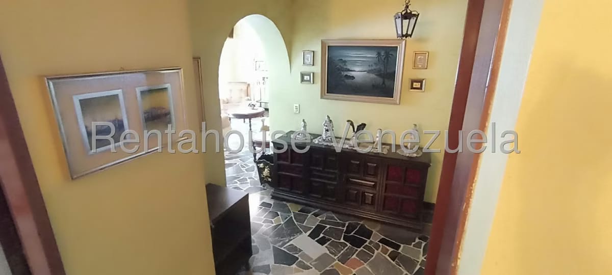 Apartamento (1 Nivel) en Venta en El Marques, Distrito Metropolitano - 3