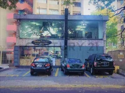 EN VENTA EDIFICIO CON FONDO DE COMERCIO DEDICADO AL RUBRO PANADERO Y PASTELERO!! - 2