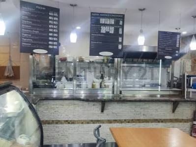 EN VENTA EDIFICIO CON FONDO DE COMERCIO DEDICADO AL RUBRO PANADERO Y PASTELERO!! - 10