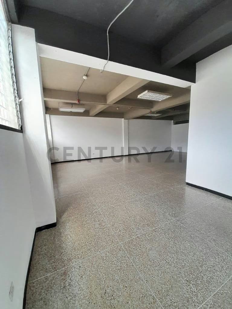 ALQUILER LOCAL EN LA TRINIDAD PARA DEPOSITO - 7