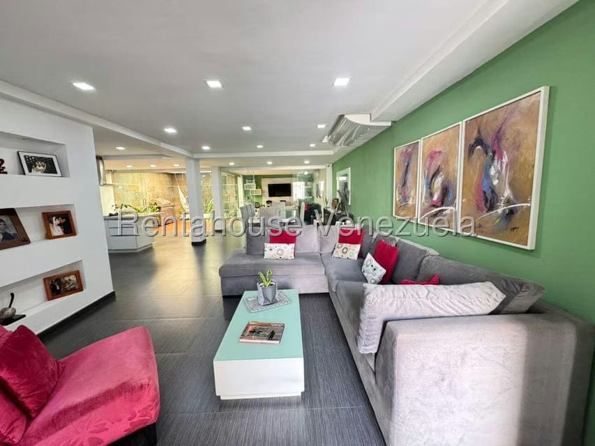 Casa (Duplex) en Venta en Ciudad Roca, Lara - 2